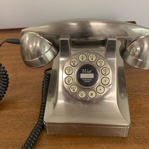 Crosley Retro Rotary Dial Desk Phone – Brushed Chrome UN-TESTED